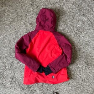 Women’s Orage Grace Jacket. Size Medium. In good shape. Full of tech features!